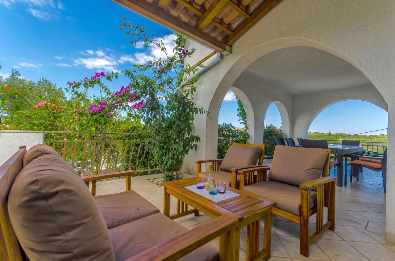 Apartment Piveta Trogir Bagian luar foto