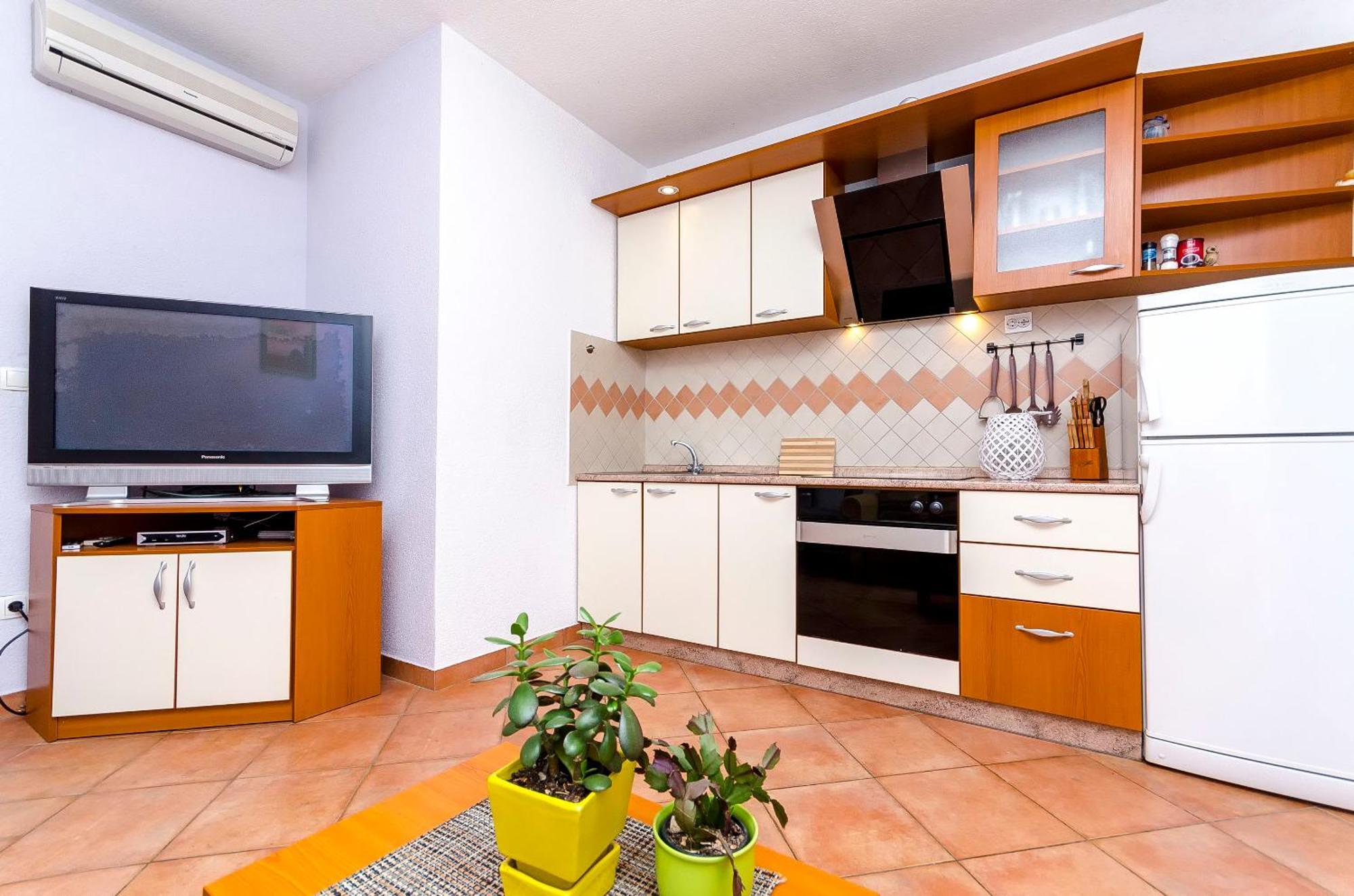 Apartment Piveta Trogir Bagian luar foto