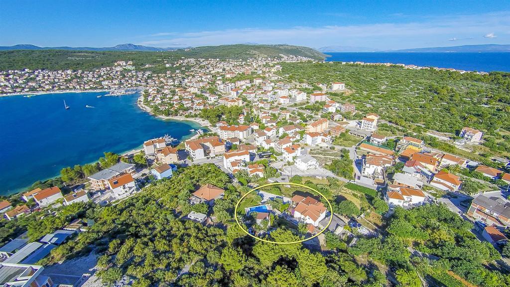 Apartment Piveta Trogir Bagian luar foto